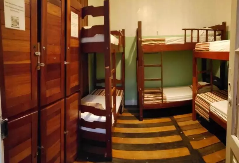 Antonieta Hostel E Bistro