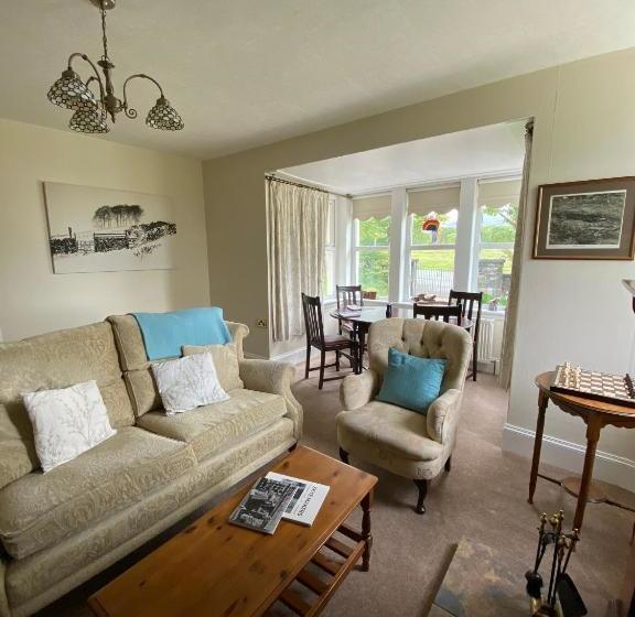 Aamiaismajoitus (B&B) Millburn