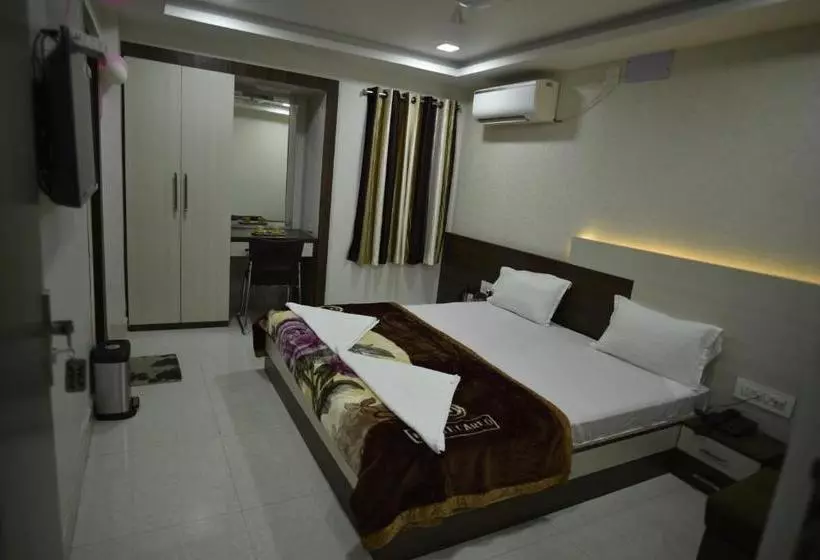 ホテル Amrit Plaza