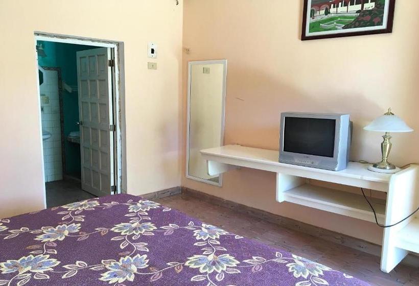 ホテル Chan Santa Cruz