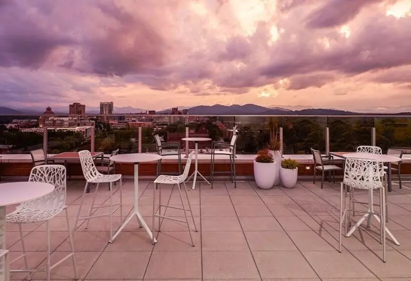 ホテル Element Asheville Downtown