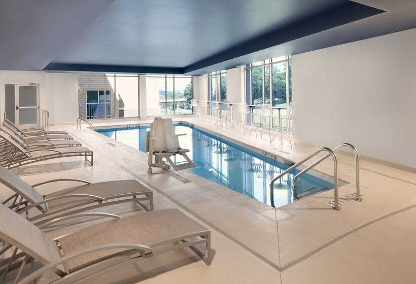 هتل Element Asheville Downtown