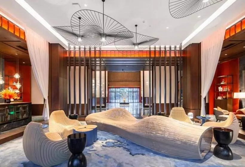 هتل Hampton By Hilton Nanhai Haikou