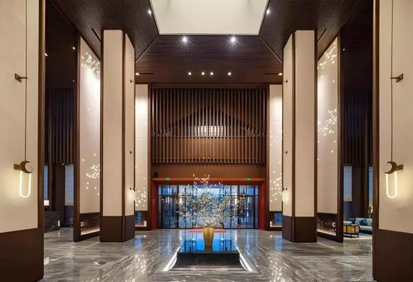 هتل Hampton By Hilton Nanhai Haikou