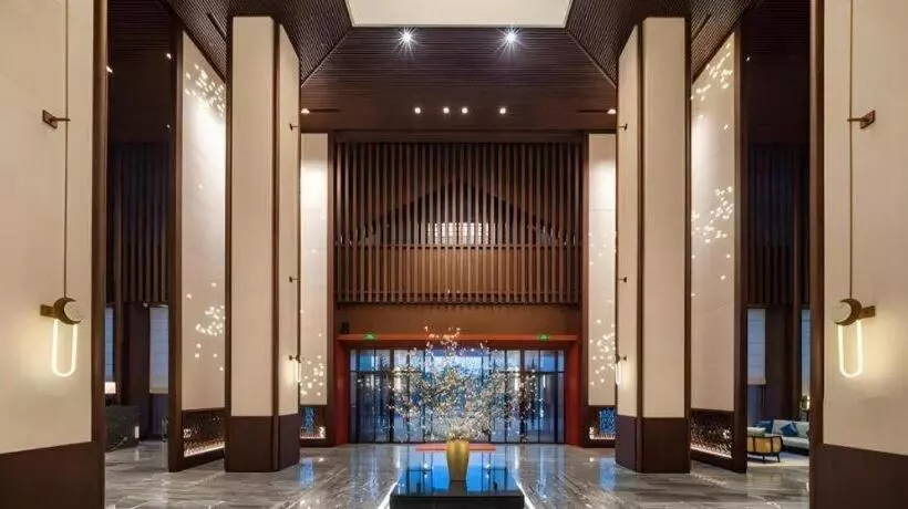 هتل Hampton By Hilton Nanhai Haikou