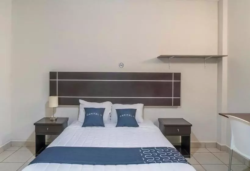 Hotelli Capital O  Meraki