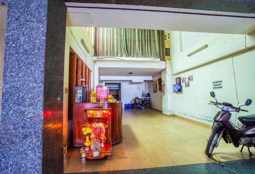 هتل Oyo 1103 Manh Cuong