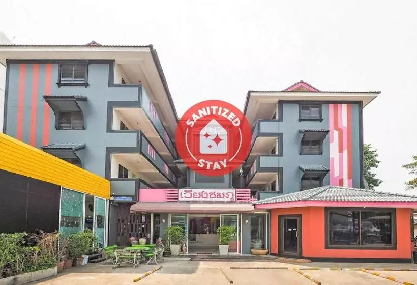 هتل Oyo 891 Wiangchomphu