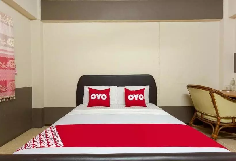 هتل Oyo 891 Wiangchomphu