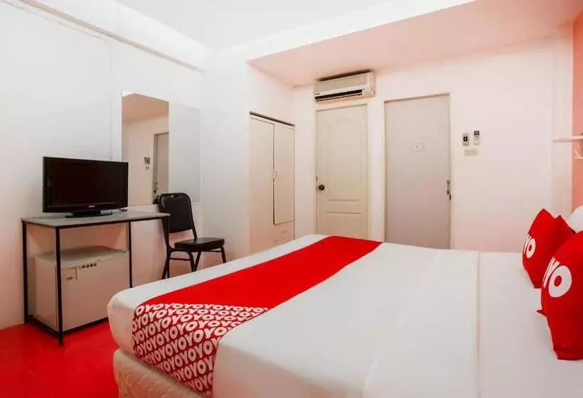 هتل Oyo 891 Wiangchomphu