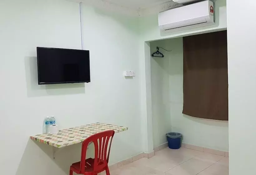 Hotelli Oyo 89998 Thank Q Inn 2