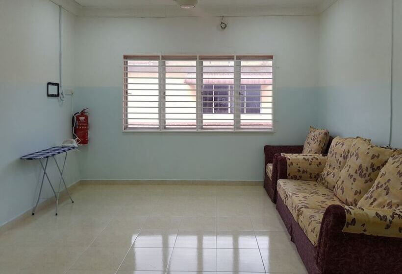 هتل Oyo 89998 Thank Q Inn 2