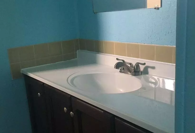 ホテル Economy Inn Eldorado