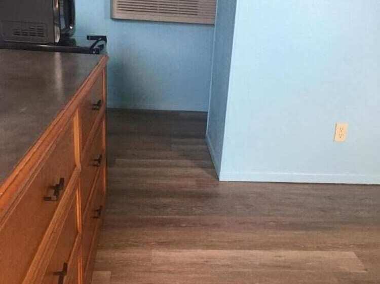 فندق Economy Inn Eldorado