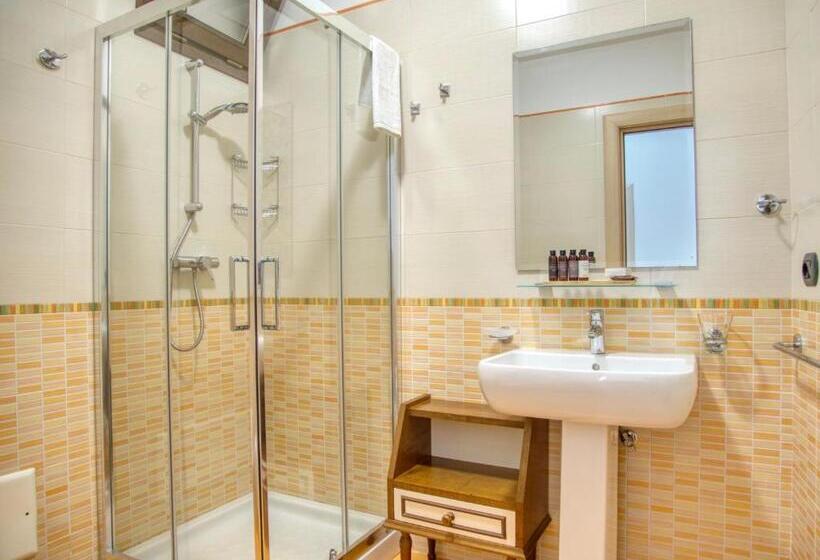 ペンション Ideal Rooms