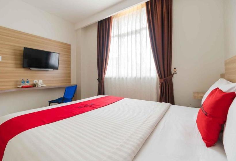 Pension Reddoorz Near Simpang Patal Palembang
