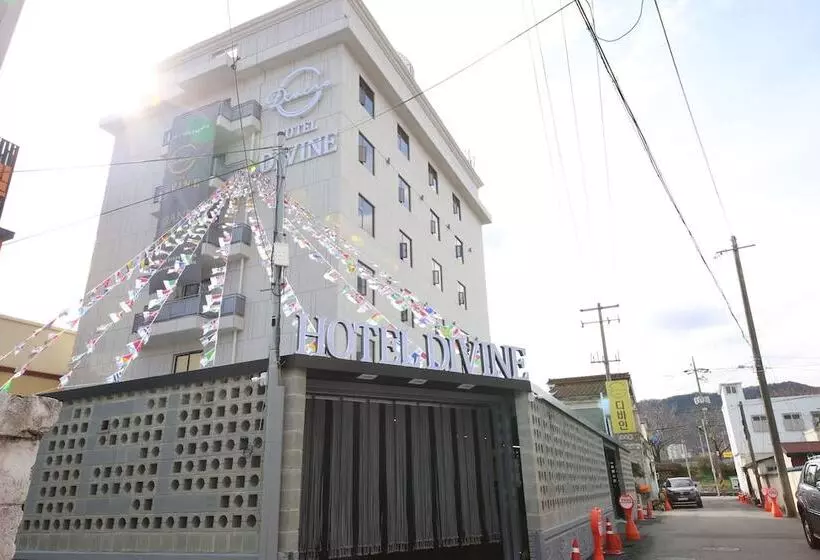 Suncheon Hound Hotel Suncheon Station Branch