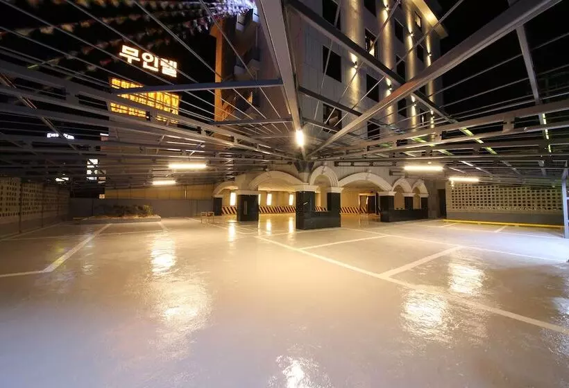 Suncheon Hound Hotel Suncheon Station Branch