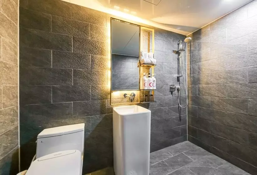 Suncheon Hound Hotel Suncheon Station Branch