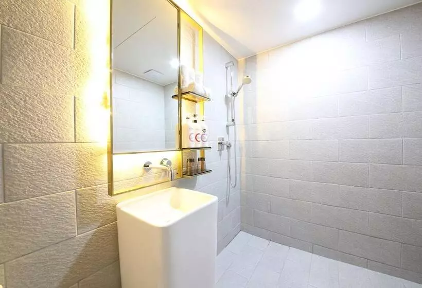 Suncheon Hound Hotel Suncheon Station Branch