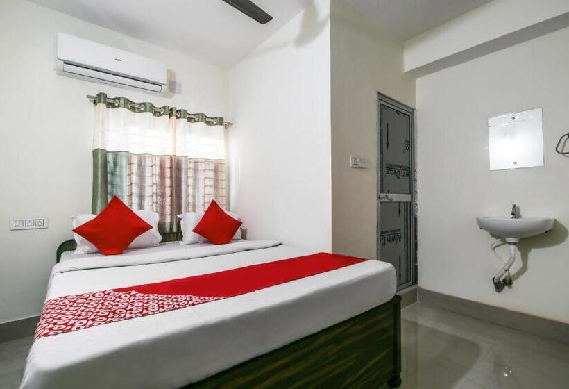 בית מלון כפרי O Lokenath