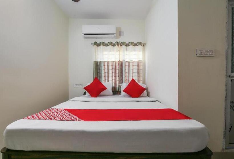 בית מלון כפרי O Lokenath