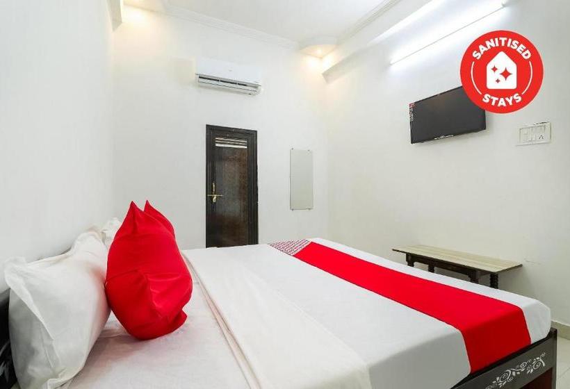 هتل Oyo 71363 Baba Vishwanath Kripa