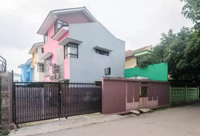 Hotelli Oyo Life 3162 Raihan Residence