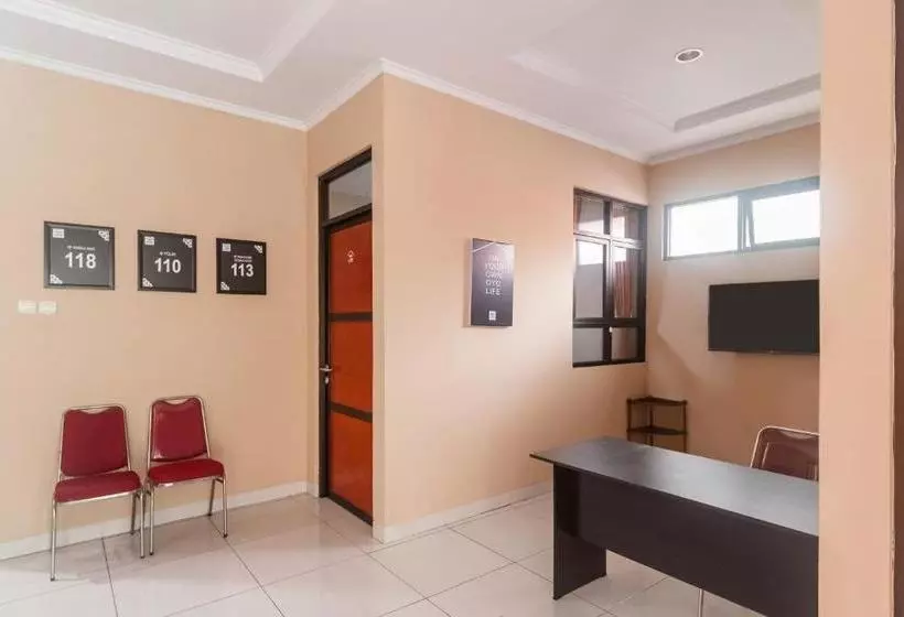Hotelli Oyo Life 3162 Raihan Residence
