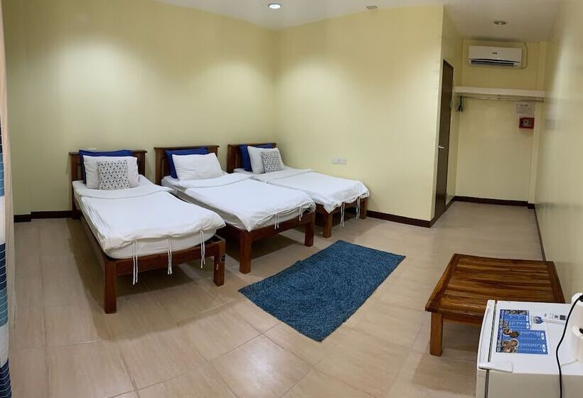 Mactan Seahorse Beach Resort   Hostel