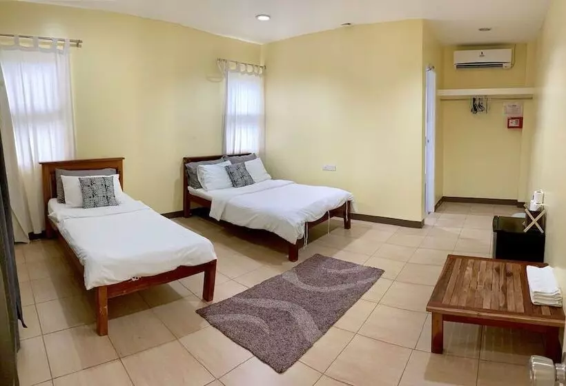 Mactan Seahorse Beach Resort   Hostel
