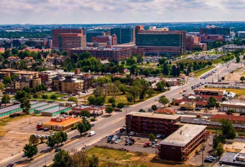 فندق على الطريق Summit View Inn