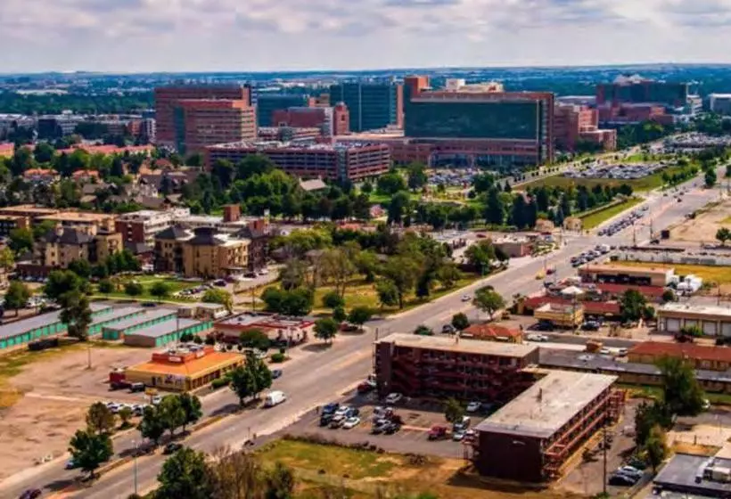 مُتل Summit View Inn