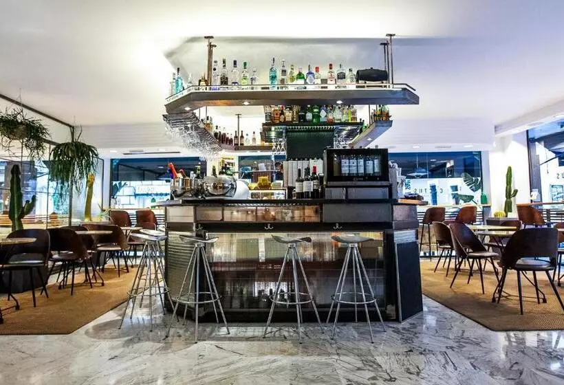 Aparthotel Mariano Cubi Barcelona