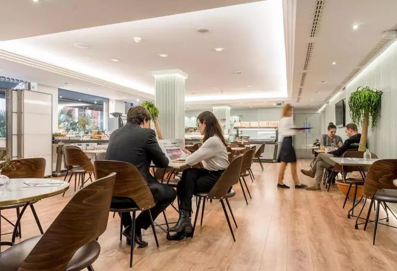 Aparthotel Mariano Cubi Barcelona