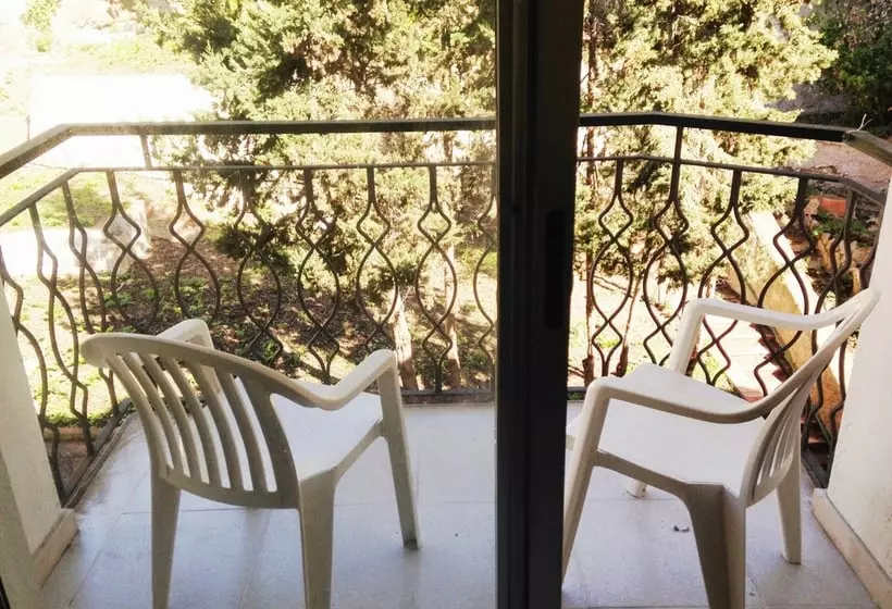 Apartamentos AR Botanic