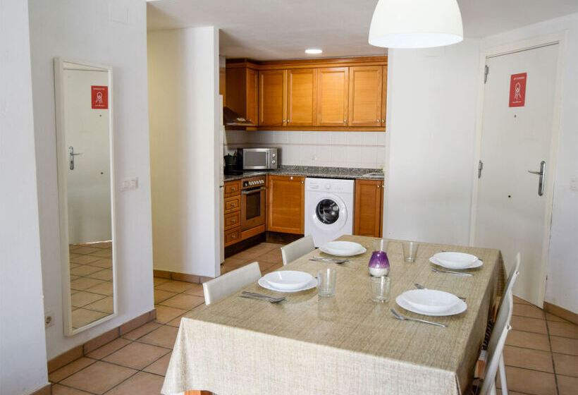 Apartamentos Font Nova 3000