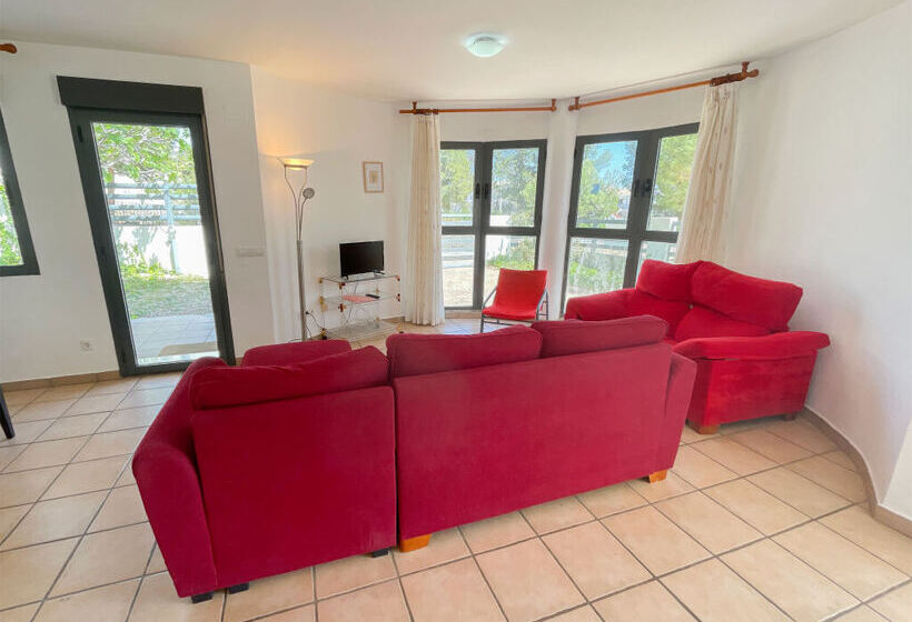 Apartamentos Font Nova 3000