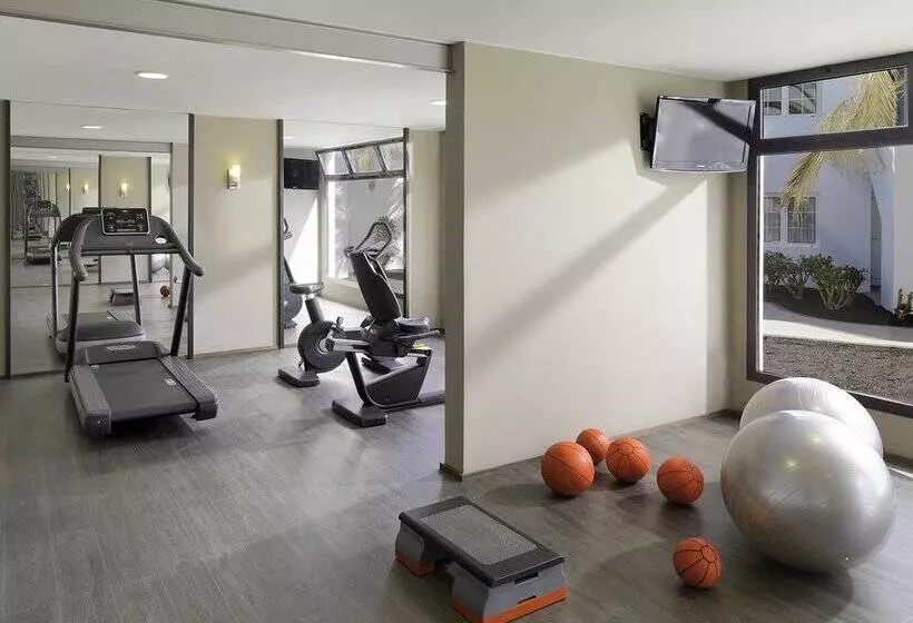 호텔 H10 White Suites