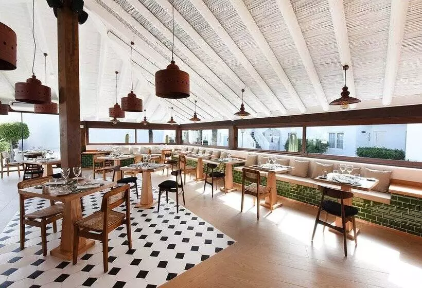 호텔 H10 White Suites