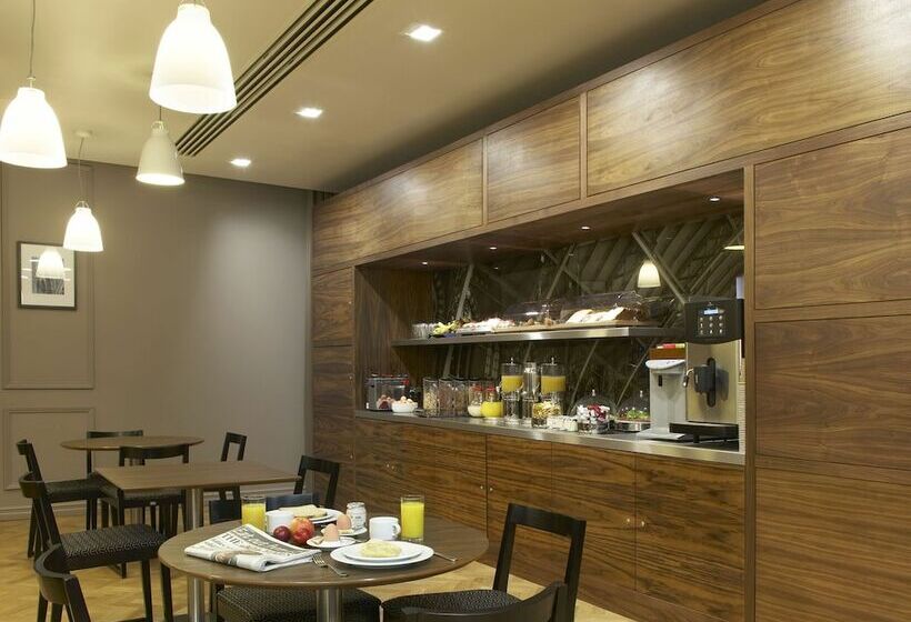 Citadines Holborn   Covent Garden London