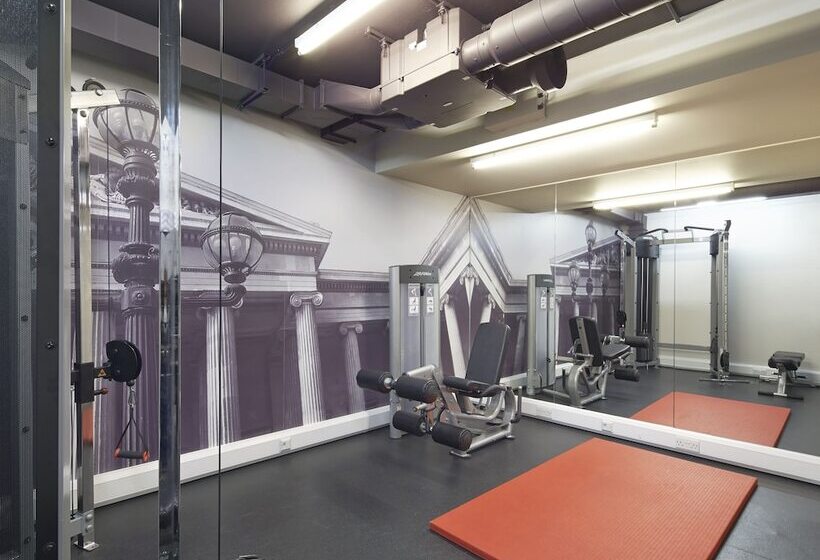 Citadines Holborn   Covent Garden London