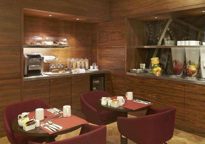 Citadines Holborn   Covent Garden London