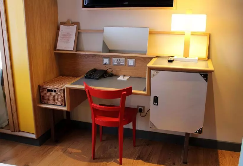 Cairn Hotel Newcastle Jesmond   Part Of The Cairn Collection