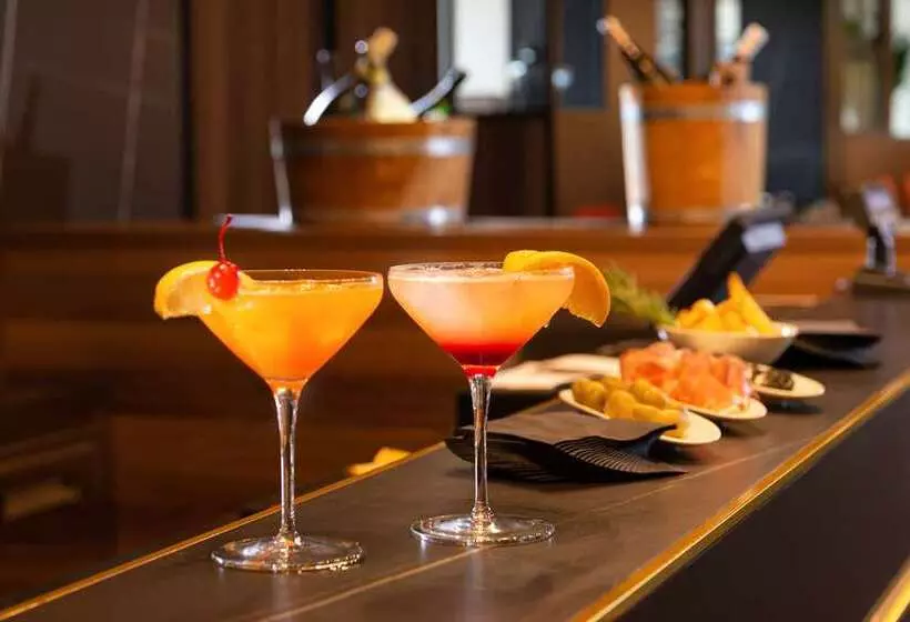 هتل Doubletree By Hilton Brescia