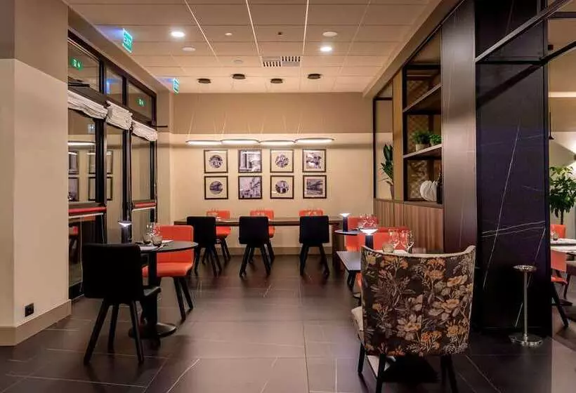 هتل Doubletree By Hilton Brescia