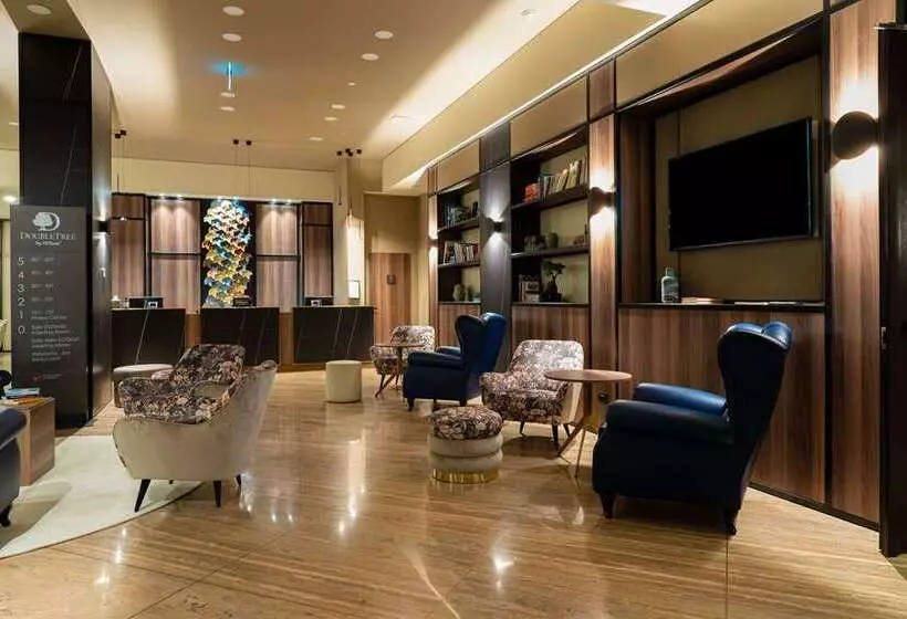 هتل Doubletree By Hilton Brescia