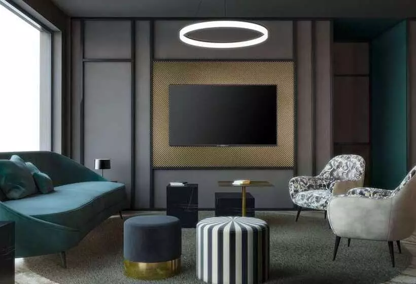 هتل Doubletree By Hilton Brescia