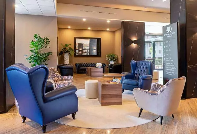 هتل Doubletree By Hilton Brescia