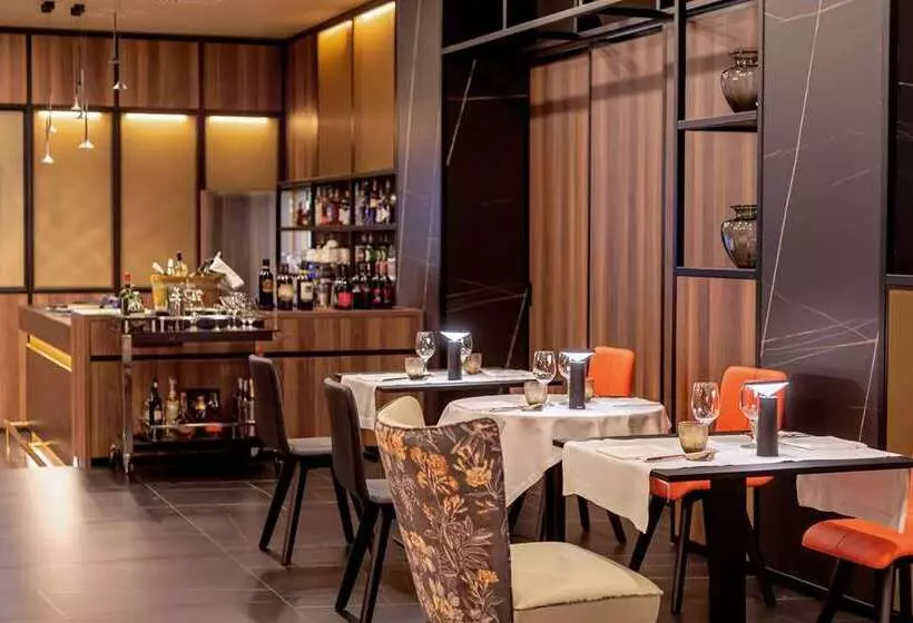 هتل Doubletree By Hilton Brescia